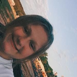 Meet your Posher, Abby